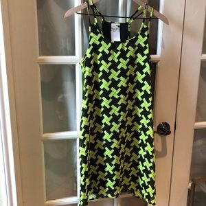 Rachel Kate Juniors geometric pattern flowy dress in neon yellow/green and black